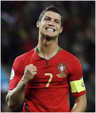 皇马齐达内战术显效4-0取胜塞尔塔