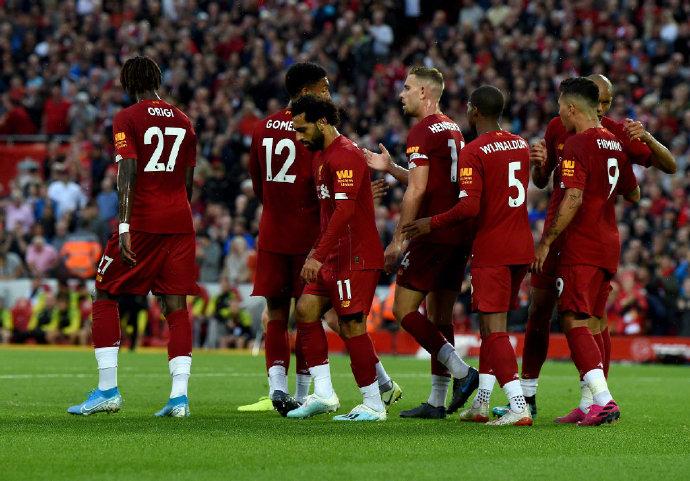 天空体育：伊萨克抵达纽卡训练基地，纽卡其他球员今日放假